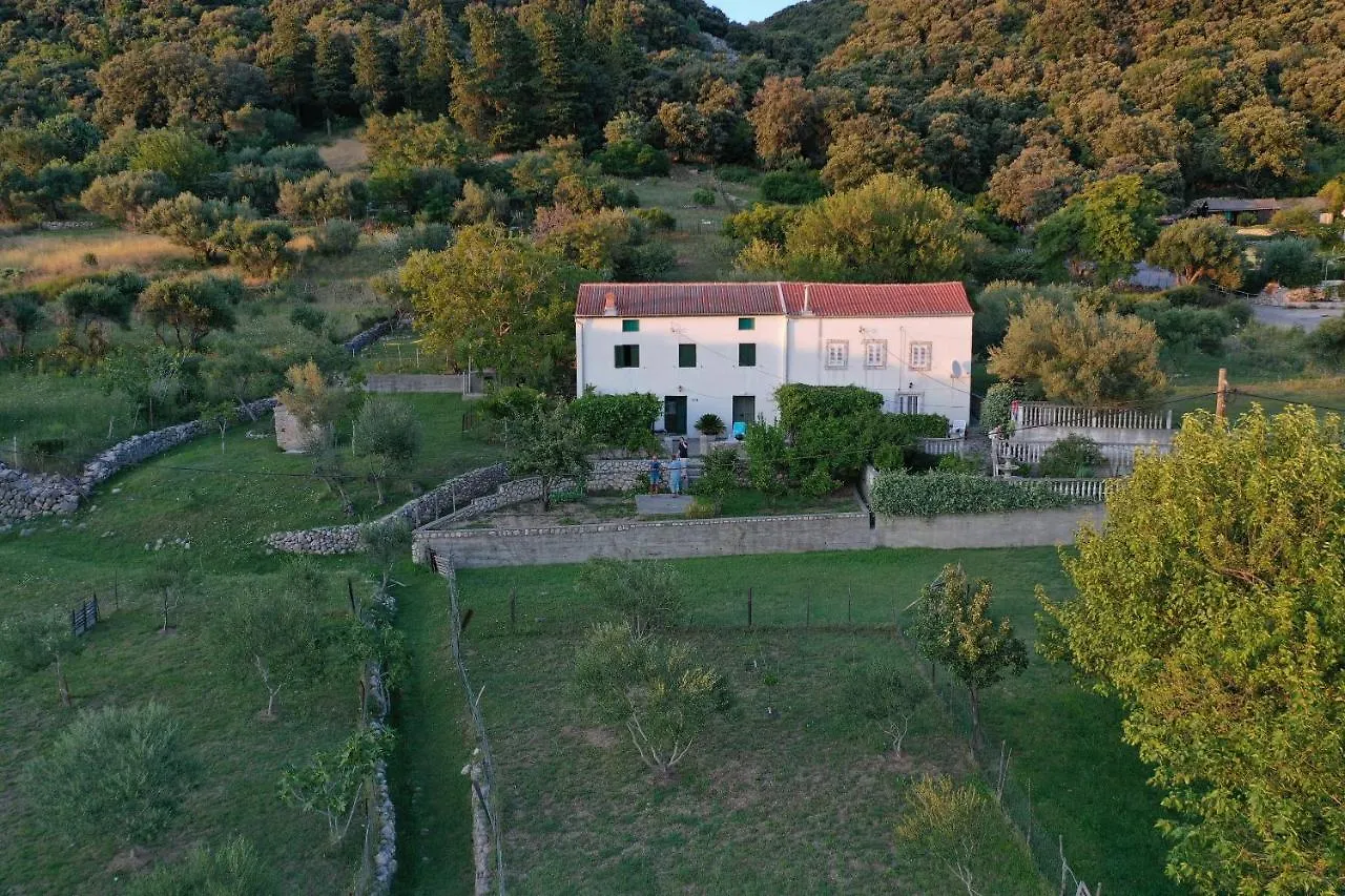 House Viskic Supetarska Draga 0*,